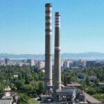 Vue aérienne d’une zone industrielle Thaïlande moderne avec usines et infrastructures logistiques.