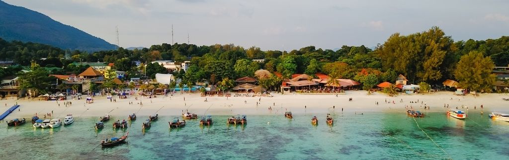 Strandansicht von Koh Samui – Ideal für alle, die ein Haus auf Koh Samui kaufen möchten.