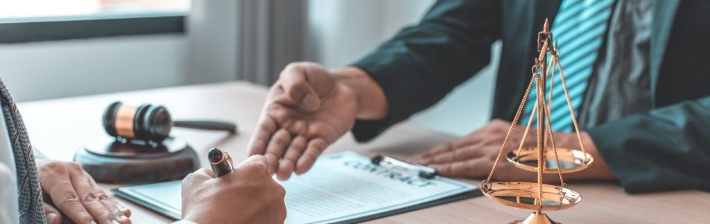 Rechtsberatung und Vertragsprüfung als Schutz vor Investitionsbetrug in Thailand bei Finanz- und Immobilienanlagen