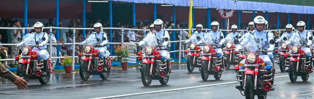 Arrestation en Thaïlande : intervention des forces de police et application de la loi.
