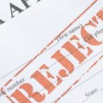 Formulaire de visa avec tampon refusé illustrant une interdiction d'entrée en Thaïlande