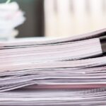 Contenzioso amministrativo – fascicoli e documenti legali relativi a procedimenti amministrativi e ricorsi contro decisioni delle autorità pubbliche.